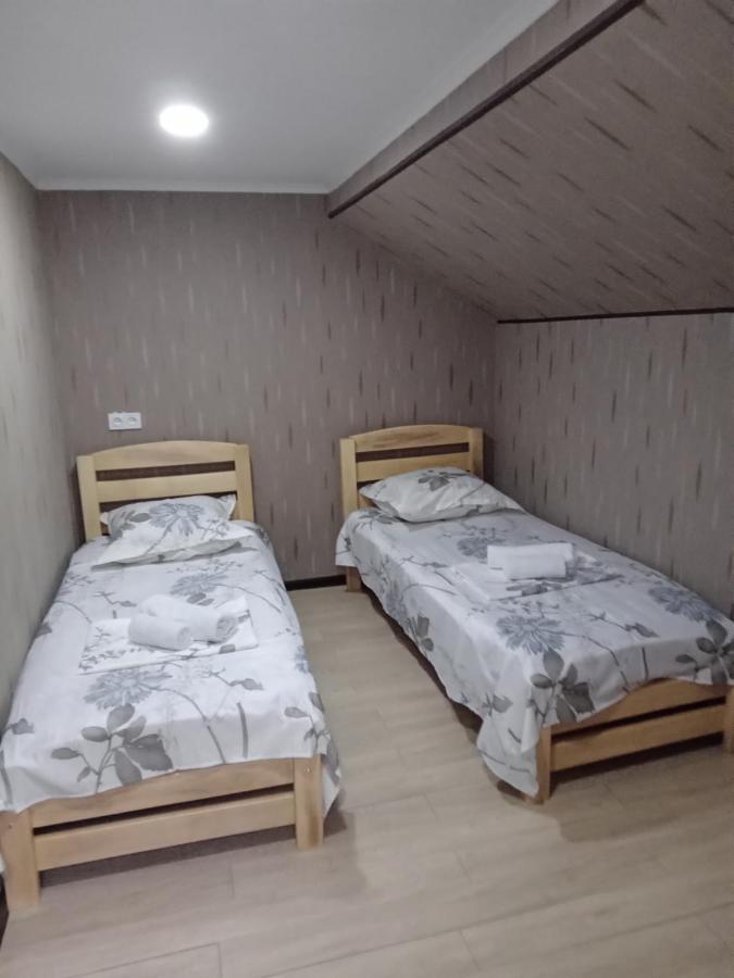 Veranda M Tbilisi Buitenkant foto