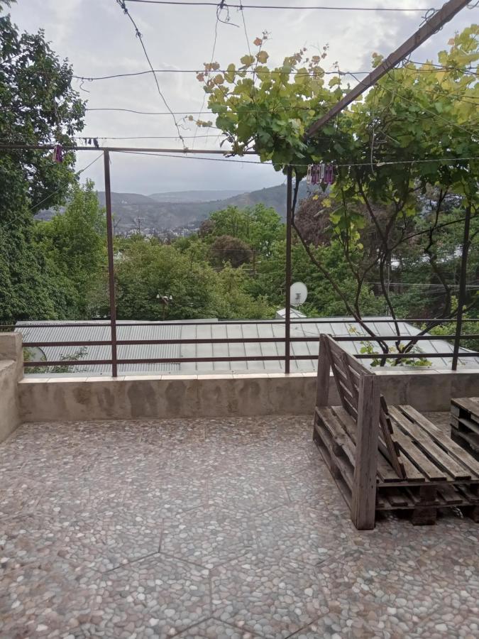 Veranda M Tbilisi Buitenkant foto